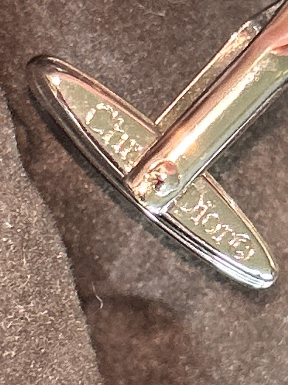 Christian Dior $600 CD Gold&Silver Cufflinks like new in case - Picture 4 of 12
